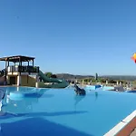 Aquafantasy شقة فندقية