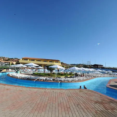 Ξενοδοχείο με διαμερίσματα Aquafantasy 3*
