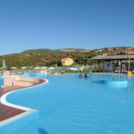 Aquafantasy Aparthotel 3*