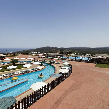 Aquafantasy Aparthotel 3*